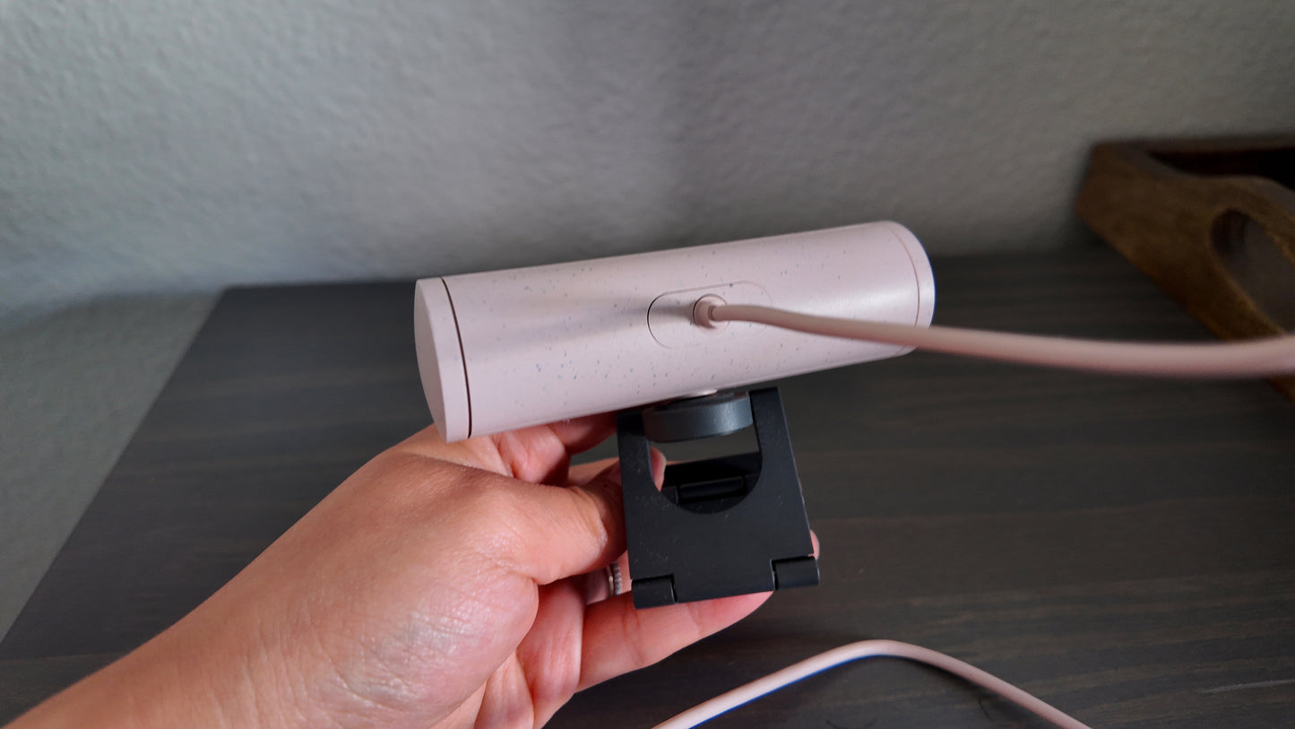 Logitech Brio 500 Full HD Webcam with HDR & Privacy Cover- Excellent Condition