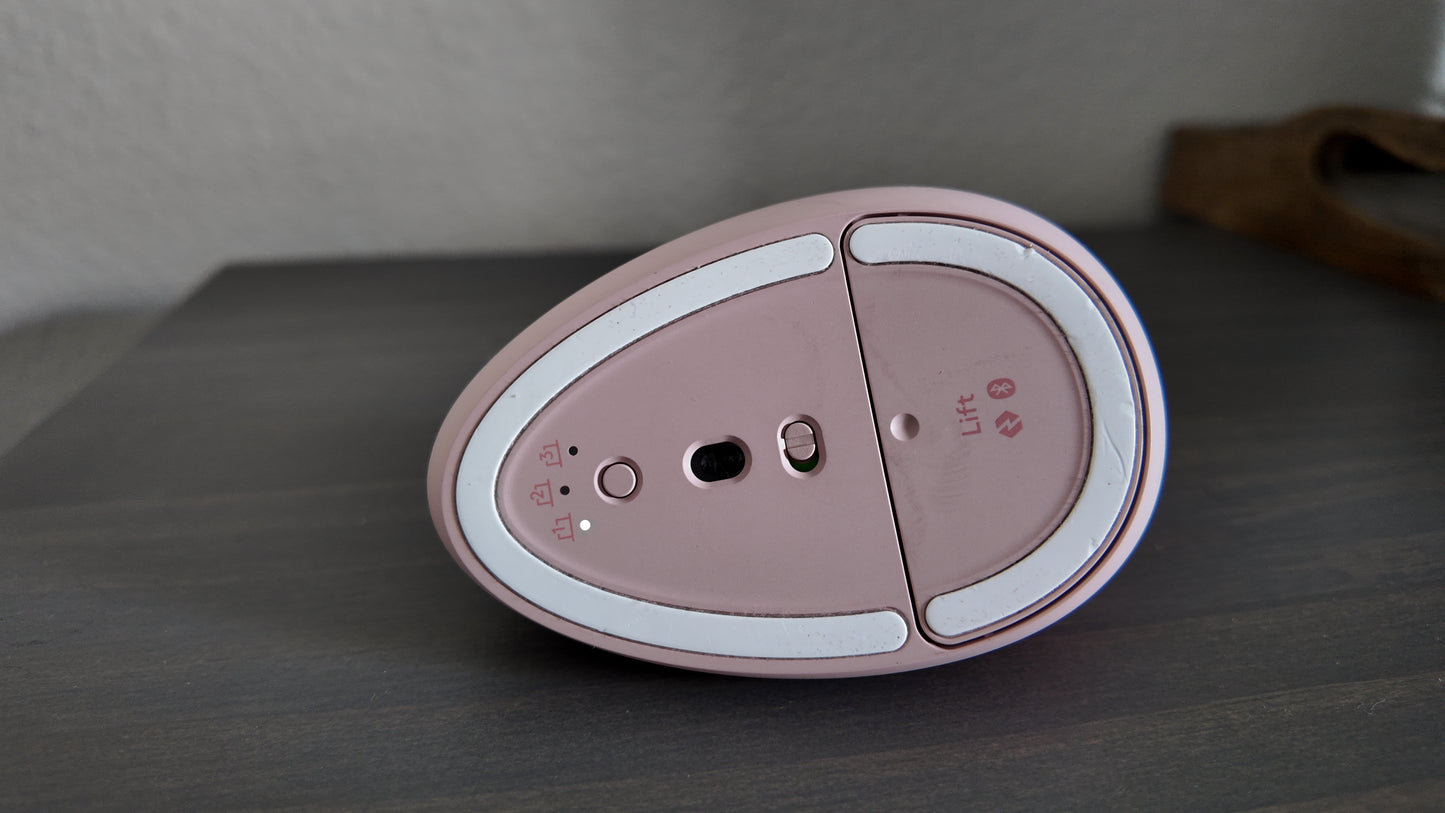 Logitech Lift Vertical Wireless Ergonomic Mouse with Customizable Buttons Rose - Excellent Condition