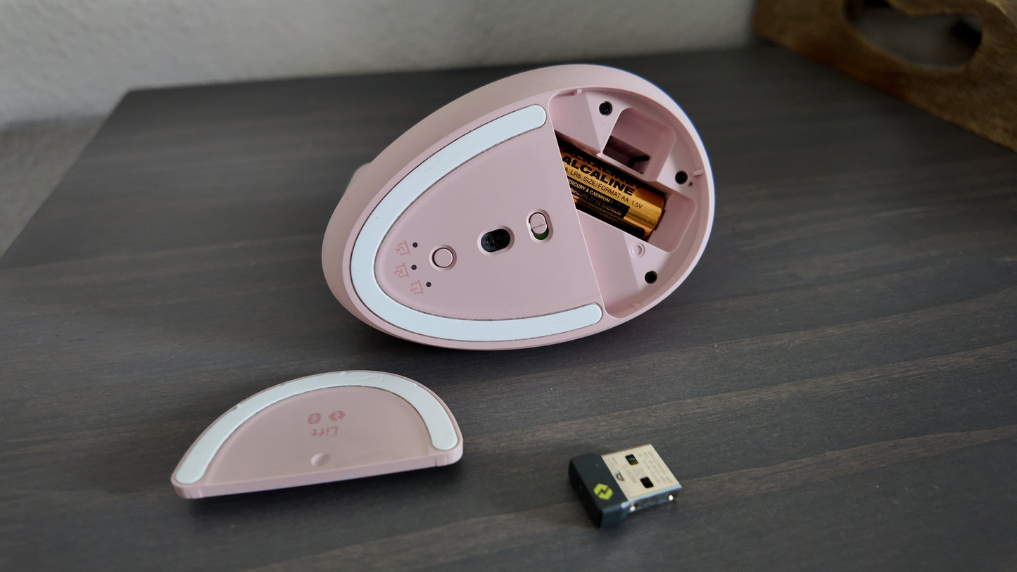 Logitech Lift Vertical Wireless Ergonomic Mouse with Customizable Buttons Rose - Excellent Condition