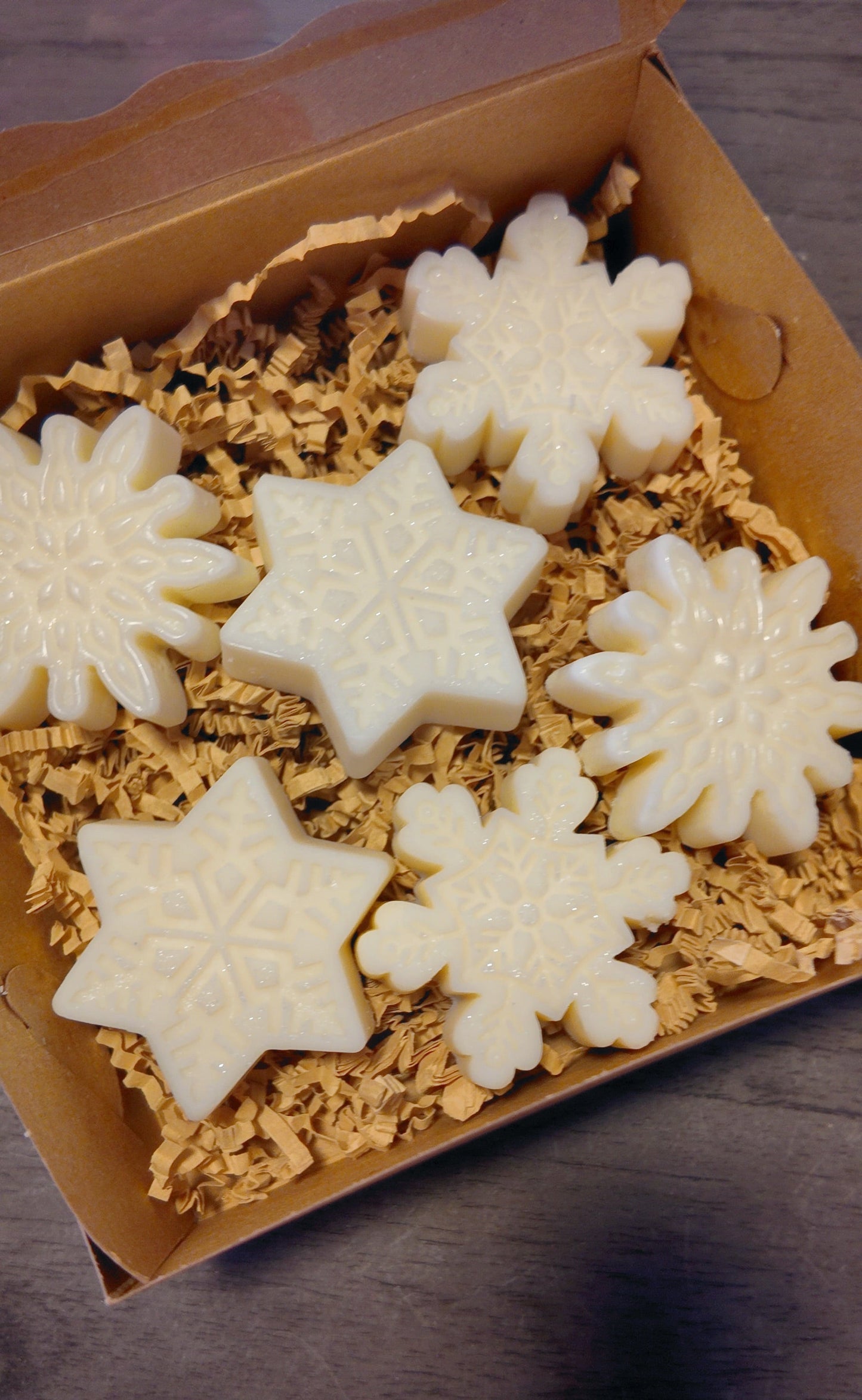 Winter Kiss Handmade Soy Wax Melts | Long-Lasting Scented Wax Melts | Gift Ready Home Fragrance